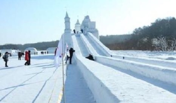 淨月潭滑雪圖片